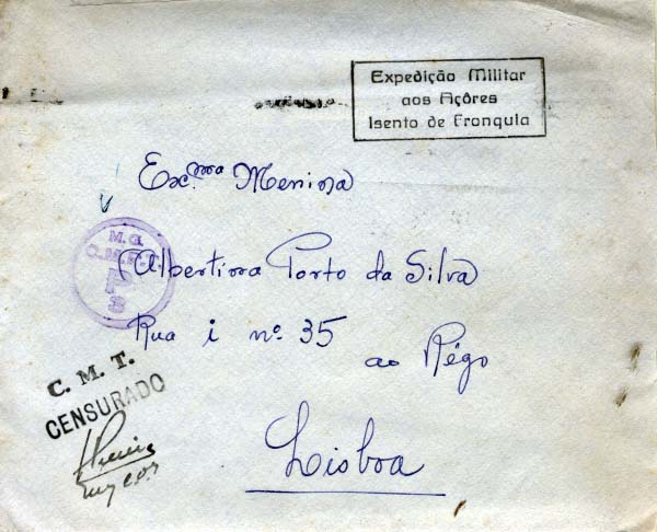 0808.jpg -     Lote:    808                   Descrição:         2.ª Guerra Mundial. Censuras. Açores. Sobrescrito circulado isento de franquia da Terceira para Lisboa (08.05.45). Isenção de franquia por carimbo batido a preto "EXPEDIÇÃO MILITAR / AOS AÇORES / ISENTO DE FRANQUIA" (tipo pequeno) + carimbo de censura também batido a preto "C. M. T. / CENSURADO" e rubrica do censor "HPereira / Maj.". MB        Carta       Valor Base:     &euro; 12,00     Valor Venda:     &euro; 14,00     