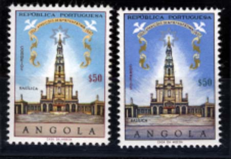0911.jpg -     Lote:    911            Angola       Descrição:         1967 &mdash; Cinquentenário das Aparições de Nossa Senhora de Fátima. CE518, $50. Prova  de cor em azul com legendas em cores diferentes e com diferentes colocações no selo. Acompanha selo original para comparação.        PRV       Valor Base:     &euro; 12,00     Valor Venda:     &euro; 20,00     
