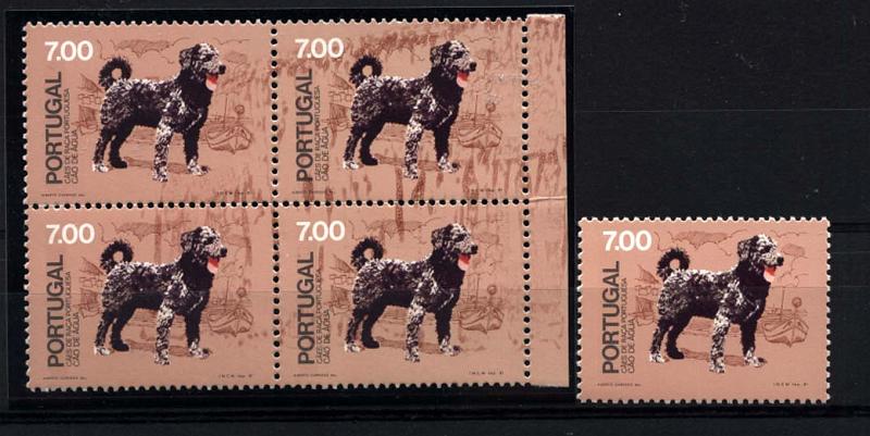 0945.jpg -     Lote:    945            Portugal       Descrição:         1981 &mdash; Cães de Raça Portuguesa. CE1510. Quadra com o fundo manchado + selo normal para comparação.        ***       Valor Base:     &euro; 16,00     Valor Venda:     &euro; 22,00     