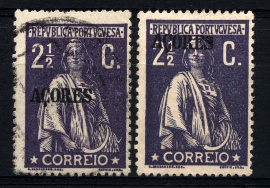0971.jpg -     Lote:    971            Açores       Descrição:         1912/13 - Ceres. Selos do Continente com sobrecarga "Açores". CE154, 2 &frac12; ctvs, violeta escuro, denteado 15x14, papel pontinhado. Conjunto de dois selos com a sobrecarga "Açores" deslocada.        **/O       Valor Base:     &euro; 6,00     Valor Venda:     &euro; 10,00     