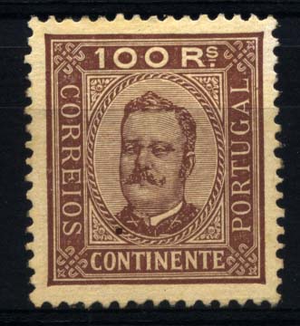 1207.jpg -     Lote:    1207            Portugal       Descrição:         1892/93 &mdash; D. Carlos I, tipo Diogo Neto. CE73, 100 reis castanho s/ amarelo, papel porcelana, denteado 12 &frac12;. Valor de catálogo &euro; 108,00. MB.        **       Valor Base:     &euro; 16,00     Valor Venda:     &euro; 24,00     