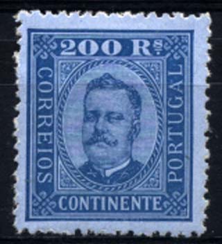 1218.jpg -     Lote:    1218            Portugal       Descrição:         1892/93 &mdash; D. Carlos I, tipo Diogo Neto. CE78, 200 reis, azul s/ azul, papel porcelana, denteado 12 &frac12;. Valor de catálogo &euro; 296,00.        **       Valor Base:     &euro; 40,00     Valor Venda:     &euro; 55,00     
