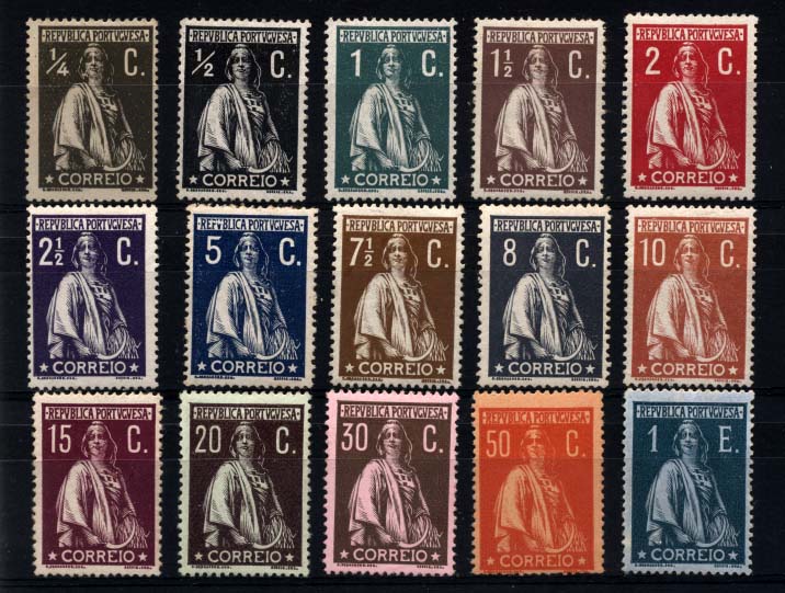 1249.jpg -     Lote:    1249            Portugal       Descrição:         1912 &mdash; Ceres. CE206/220. Série completa. Selo de 8C com vestígios de óxido. Valor de catálogo &euro; 1.466,00.        **       Valor Base:     &euro; 200,00     Valor Venda:     &euro; 440,00     
