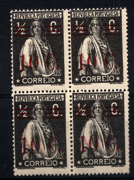 1278.jpg -     Lote:    1278            Portugal       Descrição:         1928/29 &mdash; Ceres, com sobretaxa. CE454, 10 s/ &frac12; C preto. Quadra em denteado 15x14, papel pontinhado. Valor de catálogo &euro; 120,40.        ***/**       Valor Base:     &euro; 18,00     Valor Venda:     &euro; 44,00     