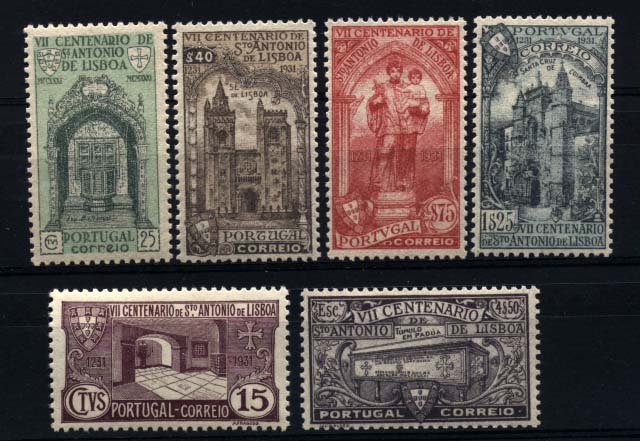 1293.jpg -     Lote:    1293            Portugal       Descrição:         1931 &mdash; 7.º Centenário da Morte de S. António. CE531/536. Série completa. Dois selos com muito leve sinal de charneira. Valor de catálogo &euro; 178,00.        ***/**       Valor Base:     &euro; 30,00     Valor Venda:     &euro; 30,00     
