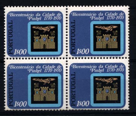 1359.jpg -     Lote:    1359            Portugal       Descrição:         1972 &mdash; Bicentenário da Cidade de Pinhel. CE1146. Quadra do selo de 1$00 com o denteado de 12x12 &frac12;. Valor de catálogo &euro; 572,00.        ***       Valor Base:     &euro; 75,00     Valor Venda:     &euro; 75,00     