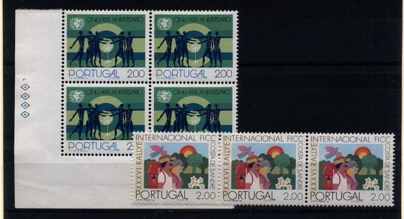 1365.jpg -     Lote:    1365            Portugal       Descrição:         1975 &mdash; 36.º Rallye FICC + 30.º Aniversário das Nações Unidas. Lote composto por tira horizontal de 3 selos de 2$00 CE1255 + quadra canto de folha de 2$00 CE1258. Todos com tarja fosforescente. Valor de catálogo &euro; 109,50.        ***       Valor Base:     &euro; 15,00     Valor Venda:     &euro; 15,00     