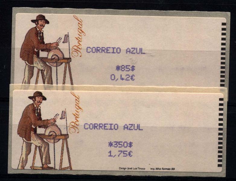 1376.jpg -     Lote:    1376            Portugal       Descrição:         1999 &mdash; Amolador. Dupla afixação da taxa. CE ETQ18A. Série completa para o Correio Azul, para o ano de 2001, com as taxas impressas a violeta. Não catalogada        ETQ       Valor Base:     &euro; 50,00     Valor Venda:     &euro; 50,00     