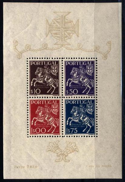1395.jpg -     Lote:    1395            Portugal       Descrição:         1944 &mdash; 3.ª Exposição Filatélica Portuguesa. CE BLC5. Valor de catálogo &euro; 96,60.        BLC***       Valor Base:     &euro; 14,00     Valor Venda:     &euro; 26,00     