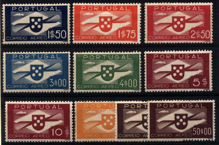 1414.jpg -     Lote:    1414            Portugal       Descrição:         1936/41 &mdash; Tipo Hélice. Correio Aéreo. CE CA 1/10. Série completa. Valor de catálogo &euro; 384,00.        ***/**       Valor Base:     &euro; 50,00     Valor Venda:     &euro; 70,00     