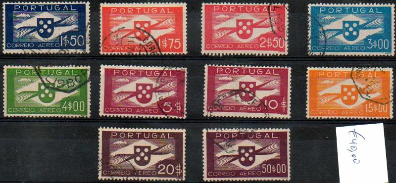 1415.jpg -     Lote:    1415            Portugal       Descrição:         1936/41 &mdash; Correio Aéreo. Tipo Hélice. CE CA1/10. Série completa. Valor de catálogo &euro; 202,00.        O       Valor Base:     &euro; 40,00     Valor Venda:     &euro; 40,00     