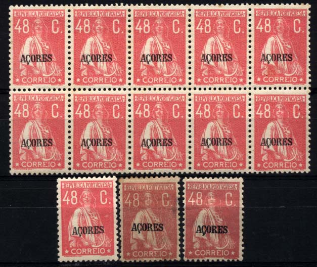 1453.jpg -     Lote:    1453            Açores       Descrição:         1924/26 &mdash; Ceres. Selos do Continente com sobrecarga "Açores". CE206, 48 ctvs rosa. Conjunto se selos composto por bloco de 10 selos (5x2) e três selos isolados (tonalidades de cor). Valor de catálogo &euro; 103.35.         **/***       Valor Base:     &euro; 15,00     Valor Venda:     Retirado     