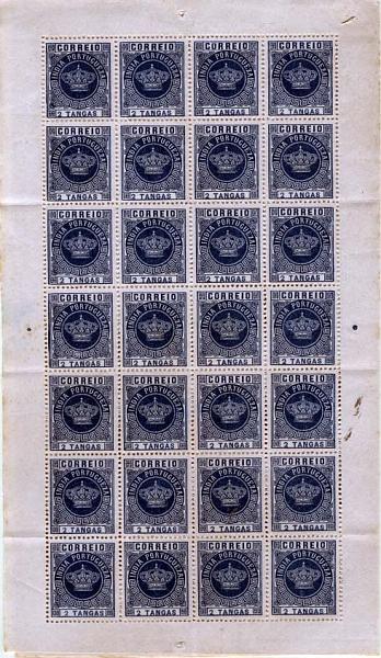 1563.jpg -     Lote:    1563            Índia       Descrição:         1882 &mdash; Tipo Coroa. Valores em moeda local. CE119/121. Lote de 3 folhas completas de 28 selos cada. Tipo I, denteado 12 &frac12;. Valor de catálogo &euro; 546,00.        *       Valor Base:     &euro; 45,00     Valor Venda:     &euro; 100,00     