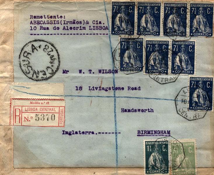 2097.jpg -     Lote:    2097      Lotes pelo Correio      Portugal       Descrição:         1917/20 &mdash; Ceres. Novas taxas e cores. Fragmento de sobrescrito de grandes dimensões, circulado registado de Lisboa (10.03.18) para a Inglaterra, com selos de 1 &frac12; C, 3 &frac12; C e 7 &frac12; C x 8. Censurada. CE222, 225 e 229.        FRG       Valor Base:     &euro; 10,00     Valor Venda:     &euro; 13,00     