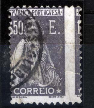 2292.jpg -     Lote:    2292      Lotes pelo Correio      Portugal       Descrição:         1923 &mdash; Ceres. Novas taxas e cores. CE259, 1$50ardósia. Selo com acentuada deslocação do denteado.        O       Valor Base:     &euro; 4,00     Valor Venda:     &euro; 4,00     