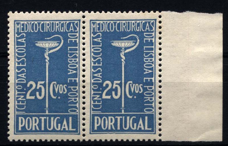 2399.jpg -     Lote:    2399      Lotes pelo Correio      Portugal       Descrição:         1937 &mdash; 1.º Centenário da Fundação das Escolas Médico-cirúrgicas de Lisboa e Porto. CE576, 25C azul claro. Série completa em par bordo de folha. Valor de catálogo &euro; 50,00.        ***       Valor Base:     &euro; 10,00     Valor Venda:     &euro; 10,00     