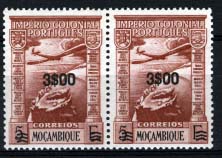2510.jpg -     Lote:    2510      Lotes pelo Correio      Moçambique       Descrição:         1946 &mdash; Correio Aéreo. Império Colonial Português, com sobretaxa. CE10, 3$00 s/ 5E castanho avermelhado. Par horizontal. Valor de catálogo &euro; 34,40.        ***/**       Valor Base:     &euro; 5,00     Valor Venda:     Retirado     