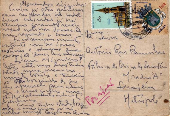 2548.jpg -     Lote:    2548      Lotes pelo Correio      Angola       Descrição:         Carimbos circulares datados. 1963 &mdash; Escudos de Armas * 1.ª emissão + Igrejas de Angola. CE441 e 484. Postal ilustrado circulado de Luanda (03.03.66) para Santarém. Carimbo batido a preto "LUANDA / BRITO GODINS".        PI       Valor Base:     &euro; 5,00     Valor Venda:     &euro; 5,00     