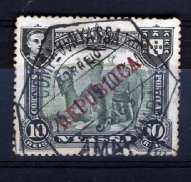 2562.jpg -     Lote:    2562      Lotes pelo Correio      Moçambique       Descrição:         1911 &mdash; D. Manuel II, com sobrecarga REPUBLICA. CE54, 10 reis. Selo obliterado com carimbo batido a preto de "AMARAMBA". MB e MR.        O       Valor Base:     &euro; 4,00     Valor Venda:     Retirado     
