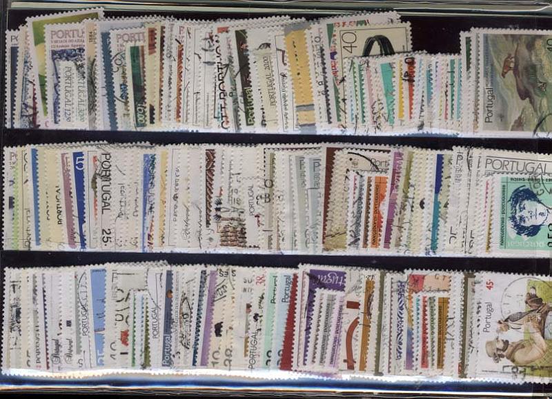 2715.jpg -     Lote:    2715      Lotes pelo Correio             Descrição:      Portugal &mdash;   Lote com 800 selos usados diferentes no valor de catálogo de &euro; 555,00. Lote a ver.        Lote       Valor Base:     &euro; 55,00     Valor Venda:     &euro; 70,00     