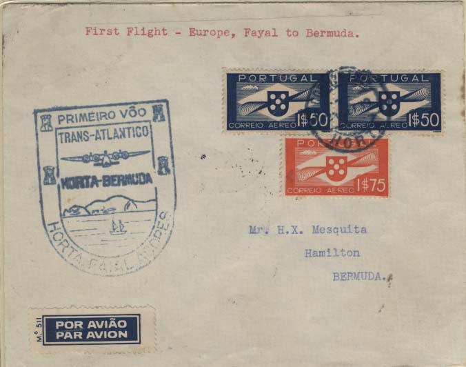 0853.jpg -     Lote:    853            Correio Aéreo       Descrição:         1939 (07.09) &mdash; Linha aérea Lisboa &mdash; Horta &mdash; Nova York "Mala avião para as Bermudas". Sobrescrito circulado da Horta (07.09.39) para Hamilton * Bermuda (26.09.39) com selos CE CA1(2) e CA2. Devolvido ao remetente para a Horta (15.11.39) via Lisboa (01.11.39). Carimbo comemorativo batido a azul.        Aéreo       Valor Base:     &euro; 15,00     Valor Venda:     &euro; 15,00     