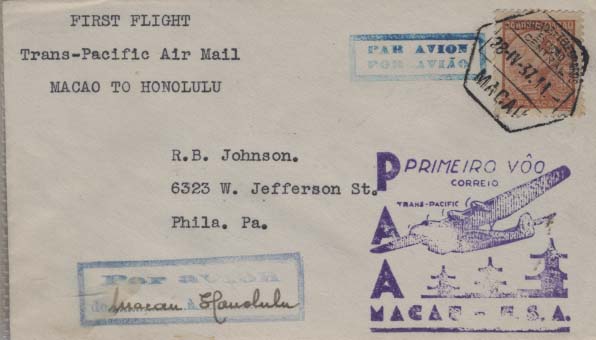 0888.jpg -     Lote:    888            Correio Aéreo       Descrição:         Macau. 1937 (28.04) &mdash; 1.º Voo Trans-Pacífico Macau &mdash; USA. Lote de 7 sobrescritos do 1.º voo todos com selos tipo Padrões. Dois dos sobrescritos com selo de 2 patacas CE286. Lote a ver.        Lote       Valor Base:     &euro; 20,00     Valor Venda:     &euro; 60,00     