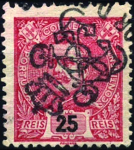 0907.jpg -     Lote:    907            Correio marítimo       Descrição:         Marcas do correio marítimo. 1898/1905 &mdash; D. Carlos I Mouchon. CE141, 25 reis carmim. Selo obliterado com carimbo do "CRUZADOR D. CARLOS". MA e MR.        O       Valor Base:     &euro; 20,00     Valor Venda:     &euro; 46,00     