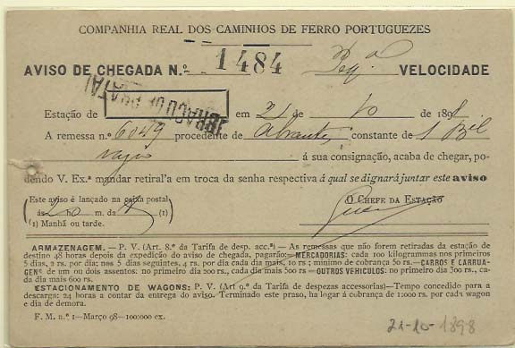 0915.jpg -     Lote:    915            Correio ferroviário       Descrição:         Carimbos ferroviários. 1898 &mdash; 4.º Centenário do Descobrimento do Caminho Marítimo para a Índia. OM29 G, 10 reis, rosa carmim, circulado em Lisboa (03.10.98). Repicado pela Companhia Real dos Caminhos de Ferro Portuguezes (F.M. n.º 1 &mdash; Março 98 -100.000 ex.). Carimbo batido a preto "BRAÇO DE PRATA".        IC       Valor Base:     &euro; 25,00     Valor Venda:     Retirado     