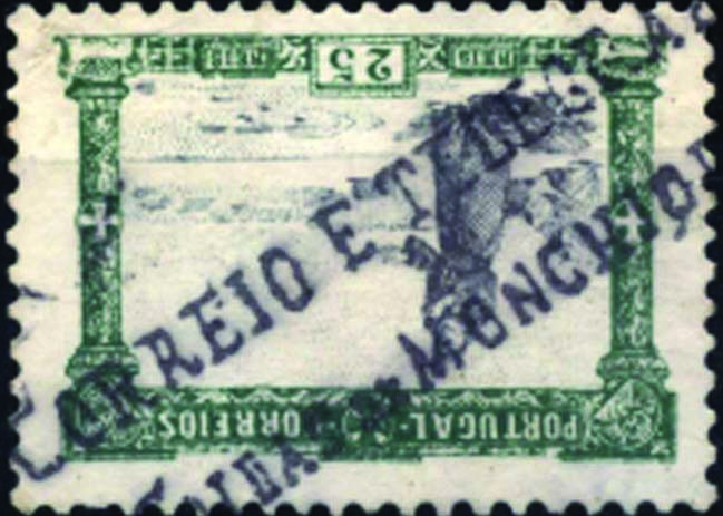 1827.jpg -     Lote:    1827            Portugal       Descrição:         Carimbos nominativos. 1895 &mdash; 7.º Centenário do Nascimento de S. António. CE116, 25 reis verde e violeta. Selo obliterado com carimbo batido a preto "CAORREIO E TELEGRAPHO / CALDAS DE MONCHIQUE".        O       Valor Base:     &euro; 50,00     Valor Venda:     Retirado     
