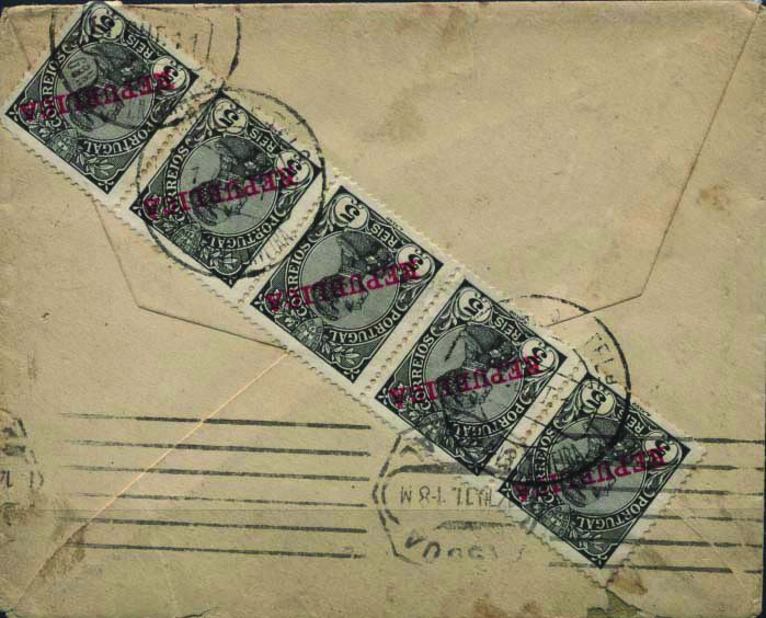 1892.jpg -     Lote:    1892            Portugal       Descrição:         Carimbo circular datado tipo 1880. 1910 &mdash; D. Manuel II com sobrecarga REPUBLICA. CE171, 5 reis preto. Tira de 5 selos em carta circulada de Gondarém (11.10.11) para Lisboa (12.10.11). CCD batido a preto de GONDARÉM (V. N. CERVEIRA). Raridade 8 (Gordon).        Carta       Valor Base:     &euro; 15,00     Valor Venda:     Retirado     