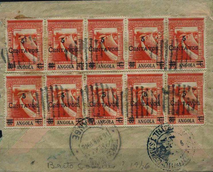 1916.jpg -     Lote:    1916            Angola       Descrição:         Carimbos mudos. 1945/46 &mdash; Império Colonial Português com sobretaxa. CE286, 5c s/ 80c amarelo laranja. Bloco de 10 selos no verso de sobrescrito circulado para o Dundo (20.04.46) com trânsito por Malange (16.04.46). Selos obliterados com carimbo mudo de 9 barras, batido a preto. MB e R.        Carta       Valor Base:     &euro; 100,00     Valor Venda:     Retirado     