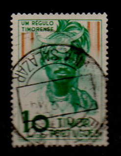 1942.jpg -     Lote:    1942            Timor       Descrição:         Carimbos circulares datados. 1948 &mdash; Tipos Indígenas. CE265, 10 avos. Obliterado com carimbo batido a preto "ESTAÇÃO / VILA SALAZAR".        O       Valor Base:     &euro; 5,00     Valor Venda:     Retirado     