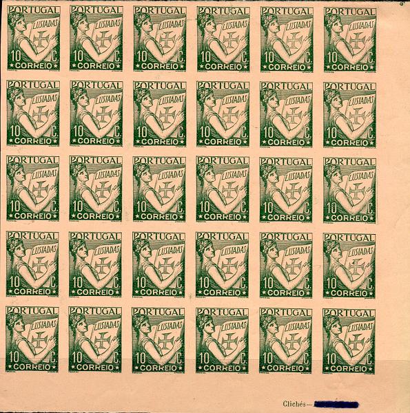 0161.jpg -     Lote:    161      Colecção "Os Lusíadas"             Descrição:         1931 &mdash; Lusíadas. Bloco canto inferior direito de folha com 30 provas não denteadas, impressas a verde-escuro sobre papel porcelana salmão, não gomadas, da taxa de 10C. Cor e papel não aprovados. Inscrição marginal "Clichés &mdash; Eduardo Sá" encoberto a tinta preta.        PRV       Valor Base:     &euro; 40,00     Valor Venda:     Retirado     