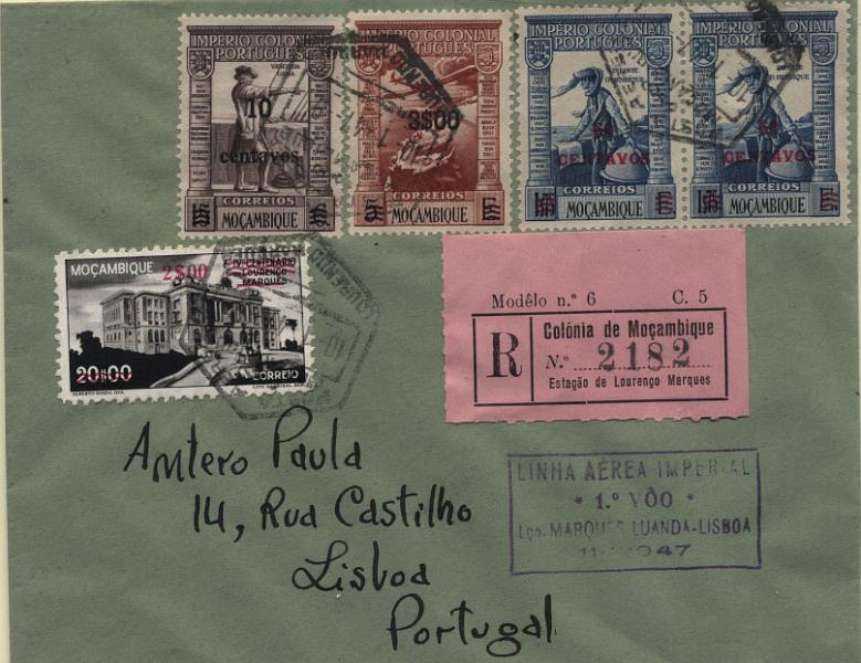 0707.jpg -     Lote:    707      Correio Aéreo      Moçambique       Descrição:         1947 (11.01) &mdash; 1.º Voo da Linha Aérea Imperial. Sobrescrito circulado registado de L. Marques (10.01.47) para Lisboa (17.01.47) com selos CE316, 2x317, 318 e CA10. Carimbo comemorativo do voo batido a violeta. MB.        Aéreo       Valor Base:     &euro; 20,00     Valor Venda:     &euro; 55,00     