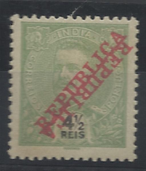 0873.jpg -     Lote:    873            Índia       Descrição:         1911 &mdash; D. Carlos I Tipo Mouchon, com sobrecarga REPUBLICA da Casa da Moeda. CE205, 4 &frac12; reis verde amarelo. Selo com dupla sobrecarga, uma delas invertida.        **       Valor Base:     &euro; 15,00     Valor Venda:     &euro; 22,00     