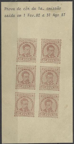 2284.jpg -     Lote:    2284      Lotes pelo Correio       Portugal       Descrição:         1882/83 &mdash; D. Luís I. De frente. CE57, 25 reis castanho. Minifolha de 6 exemplares falsos, não denteados, denominados "Pêra de Satanaz", em papel liso.        *       Valor Base:     &euro; 25,00     Valor Venda:     Retirado     