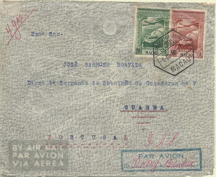 0902.jpg -     Lote:    902      Correio Aéreo      Macau        Descrição:         Imperial Airways Service (IAS) * Hong Kong &mdash; Brindisi.1938 &mdash; Império Colonial Português. Sobrescrito circulado de Macau (01.03.40) para a Guarda (06.03.40) com trânsito por Hong Kong (03.03.40) com selos de 20 e 50 avos CE CA12/13.         Aéreo       Valor Base:     &euro; 25,00     Valor Venda:     &euro; 38,00       