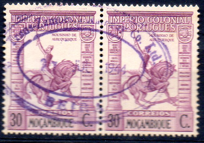 0976.jpg -     Lote:    976      Correio Ferroviário       Moçambique        Descrição:         Correio ferroviário. Marcas. 1938 &mdash; Império Colonial Português. CE294, 30c. Par de selos obliterados com carimbo batido a violeta "TRANS-ZAMBÉZIA RAILWAYS CO. LTD / 21 JUL 1944 / BEIRA". MB e MR.         O       Valor Base:     &euro; 20,00     Valor Venda:     &euro; 160,00       