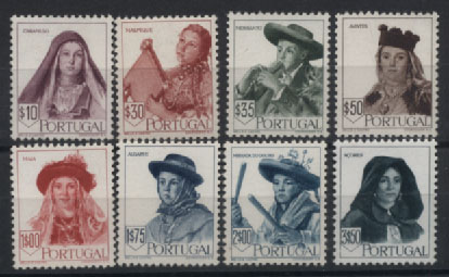 1399.jpg -     Lote:    1399            Portugal        Descrição:         1947 &mdash; Costumes Portugueses * 2.ª emissão. CE 677/684. Série completa. Valor de catálogo &euro; 311,00.         ***       Valor Base:     &euro; 60,00     Valor Venda:     Retirado     
