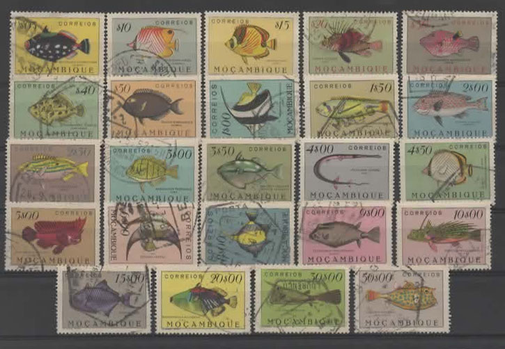1707.jpg -     Lote:    1707            Moçambique        Descrição:         1951 &mdash; Peixes de Moçambique. CE356/379. Série completa. Valor de catálogo &euro; 62,00.         O       Valor Base:     &euro; 14,00     Valor Venda:     &euro; 14,00       