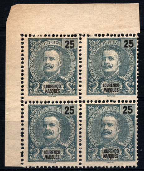 1712.jpg -     Lote:    1712            Lourenço Marques        Descrição:         1898/1901 &mdash; D. Carlos I Mouchon. CE37, 25 reis verde azul, dentado 12 &frac12;. Quadra canto de folha. Valor de catálogo &euro; 800,00.         *       Valor Base:     &euro; 75,00     Valor Venda:     Retirado     