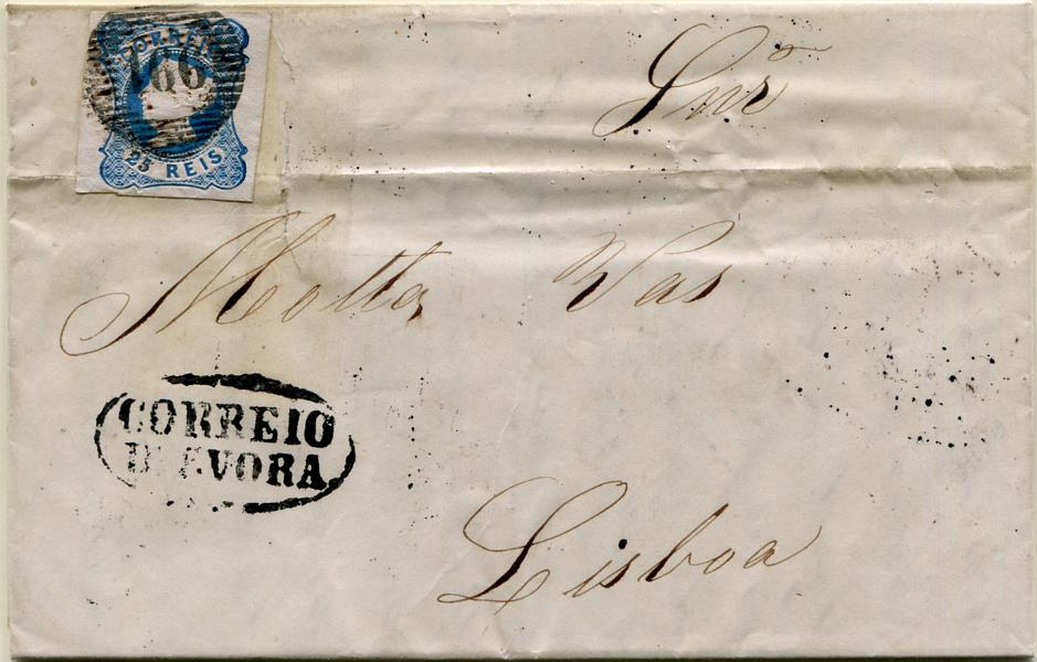 221.jpg -     Lote:    221                   Descrição:         1853 &mdash; D. Maria II. MF2, 25 reis azul, cunho II, com margens normais a largas, em carta circulada de Reguengos (31.10.56) para Lisboa, obliterado com carimbo numérico da 1.ª reforma, batido a preto "166 &mdash; ÉVORA", tipo 5.10.5 + nominativo do período pré-adesivo, batido a preto "CORREIO DE ÉVORA". Carta com rasgão reparado.         Carta       Valor Base:     &euro; 35,00     Valor Venda:     &euro;      