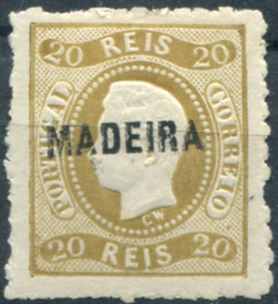 293.jpg -     Lote:    293                   Descrição:         1868 &mdash; D. Luís I. Fita curva, não denteados. Selos do Continente com sobrecarga MADEIRA, tipo A. MF1, 20 reis bistre com margens de luxo, denteado em cruz (Percê en croix"), 10 &frac12; (particular). Exemplar sem defeitos ou reparações, com boa cor e relevo. MR. Certificado de peritagem de J. Miranda da Mota.         **       Valor Base:     &euro; 100,00     Valor Venda:     &euro;      
