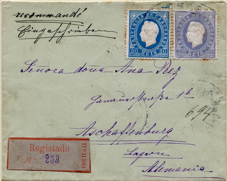 415.jpg -     Lote:    415                   Descrição:         1886 &mdash; D. Luís I. Fita direita. Sobrescrito circulado de S. Vicente para Aschaffenburg (21.03.93) com trânsito por Lisboa (17.03.93) com selos de 50 reis azul e 200 reis azul violeta, MF20 e 22, perfazendo 250 reis para pagar o 2.º porte para cartas remetidas para os países da UPU com o peso entre 16 e 30g (200 reis) + prémio de registo (50 reis). Exemplar sem defeitos nem reparações.         Carta       Valor Base:     &euro; 300,00     Valor Venda:     &euro;      