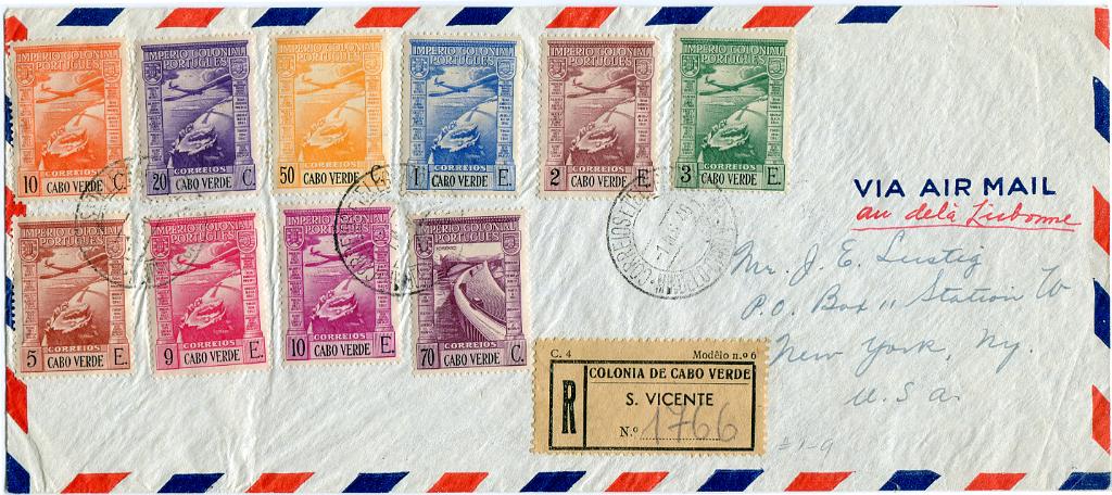 444.jpg -     Lote:    444                   Descrição:         1938 &mdash; Correio aéreo * Império Colonial Português. MF CA 1/10. Série completa em sobrescrito circulado registado do Mindelo (01.03.40) para Nova York (28.03.40) com trânsito por Lisboa (08.03.40). B.         Aéreo       Valor Base:     &euro; 50,00     Valor Venda:     &euro;      