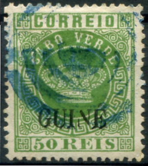 469.jpg -     Lote:    469                   Descrição:         1879/84 &mdash; Coroa. Selos de Cabo Verde, com sobrecarga GUINÉ grande. MF15, 50 reis verde, papel liso, denteado 12 Ÿ. Exemplar usado obliterado com carimbo de circunferências concêntricas, sem defeitos nem reparações, com boa cor. Certificado de peritagem de Leilões P. Dias, Lda. Valor de catálogo &euro; 800,00.         O       Valor Base:     &euro; 175,00     Valor Venda:     &euro;      