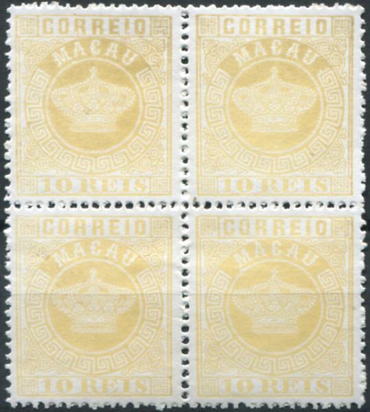 589.jpg -     Lote:    589                   Descrição:         1885/86 &mdash; Coroa. Novas cores e valores. Reimpressões de 1885. MF2, 10 reis amarelo, denteado 13 &frac12;. Quadra. Exemplar sem goma como emitido, sem defeitos nem reparações. Valor de catálogo &euro; 280,00.         R*       Valor Base:     &euro; 60,00     Valor Venda:     &euro;      