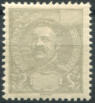 610.jpg -     Lote:    610                   Descrição:         1898 &mdash; D. Carlos I Mouchon. MF78, &frac12; avo cinzento. Exemplar com goma original e sinal de charneira, sem defeitos nem reparações e SEM IMPRESSÃO da taxa e legenda.         **       Valor Base:     &euro; 25,00     Valor Venda:     &euro;      
