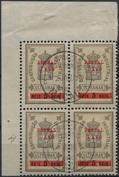 616.jpg -     Lote:    616                   Descrição:         1911 &mdash; Estampilha fiscal, com sobretaxa. MF144 + 144b. 1 avo s/ 5 avos, castanho, bistre e preto. Quadra. Exemplar usado, sem defeitos nem reparações, e 3.º selo com variedade sem "1" em "1 avo". Valor de catálogo &euro; 89,00.         O       Valor Base:     &euro; 25,00     Valor Venda:     &euro;      