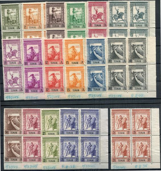 793.jpg -     Lote:    793                   Descrição:         1938 &mdash; Império Colonial Português. MF227/246. Série completa em quadras, provas da 2.ª tiragem da emissão realizada em 08.08.1938, com goma original com alguns defeitos, pertencentes ao arquivo da empresa impressora dos selos a "BRADBURY WILKINSON & C.º. Todas as quadras com inscrições manuscritas a azul com o n.º da obra "737105" e a data da realização da 2.ª tiragem "8.8.38". Exemplares raros, com boa cor, sem defeitos ou reparações.          PRV       Valor Base:     &euro; 300,00     Valor Venda:     &euro;      
